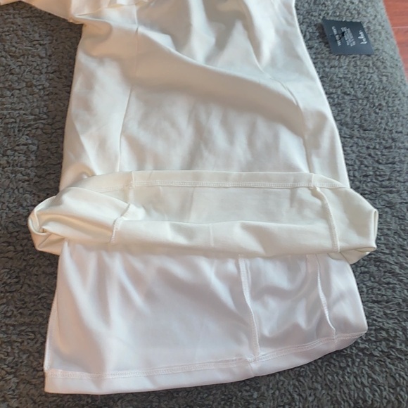 Cute white dress from Lulu’s - Picture 6 of 10